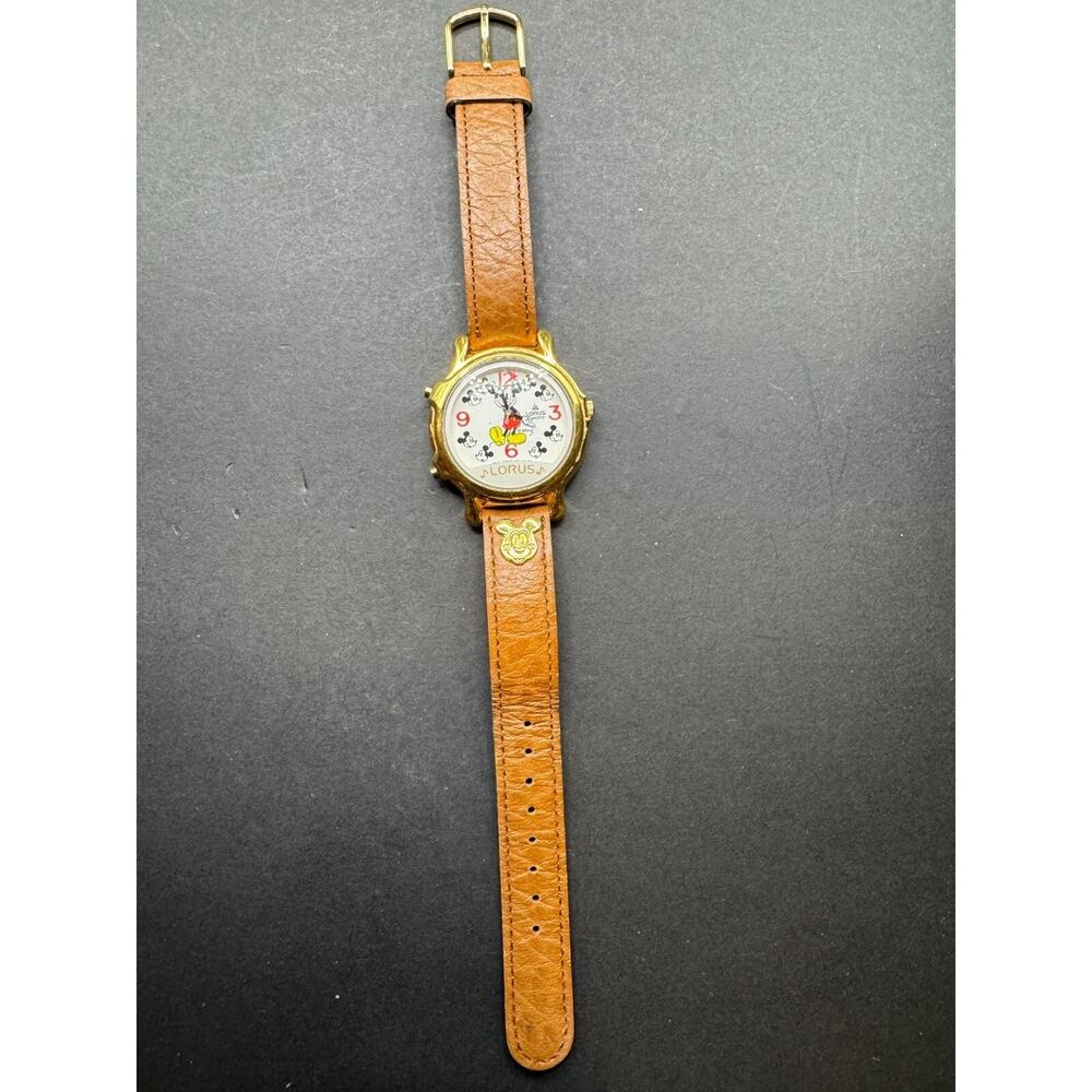 Disney Lorus Mickey Mouse Musical Melody Collectible Watch Goldtone Leather Band